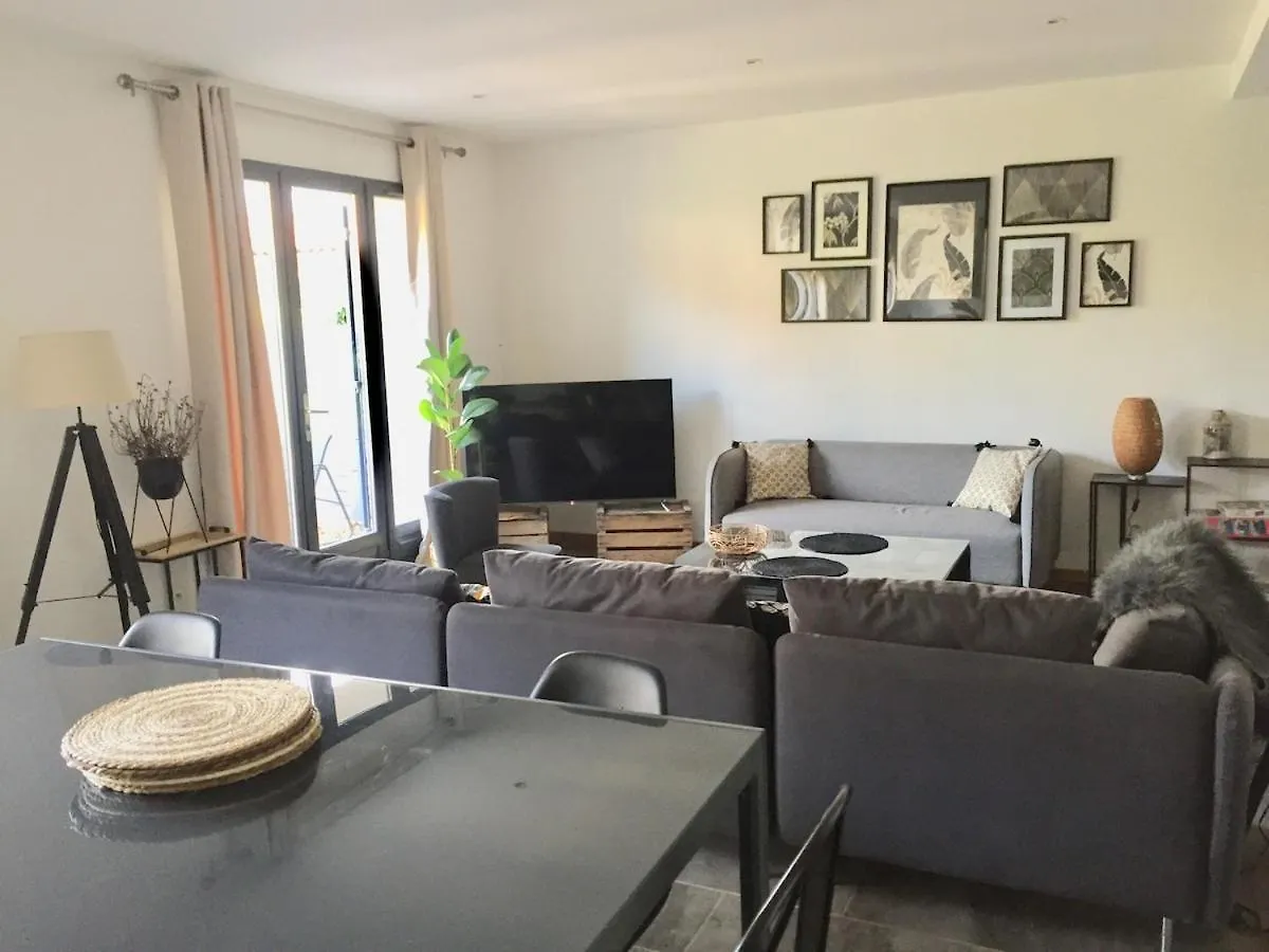 Les Gites Cherois Grande Maison Sweet Home Pkg Prive Pres De Lyon Les Cheres France